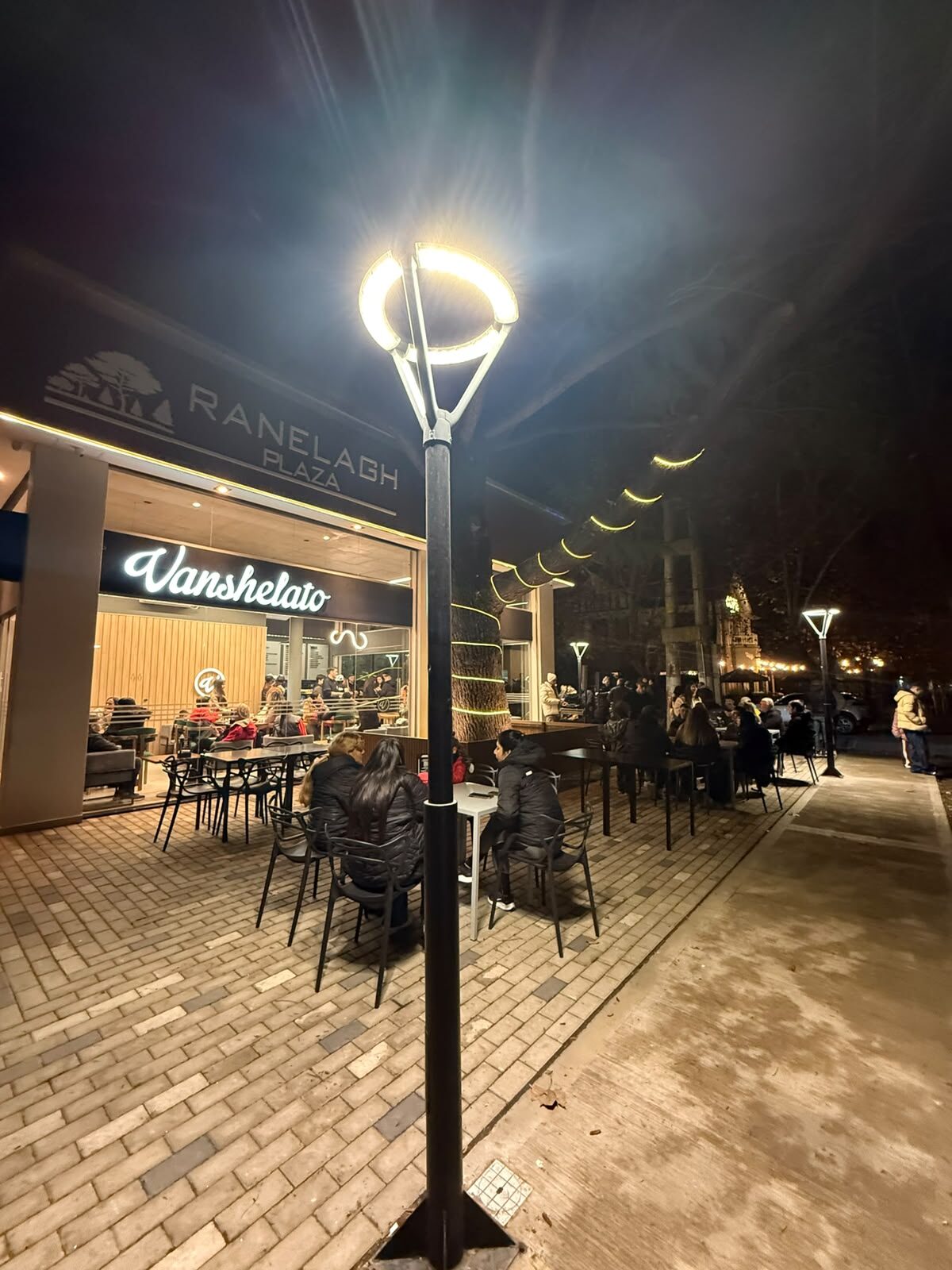 Local Vanshelato en Ranelagh Plaza